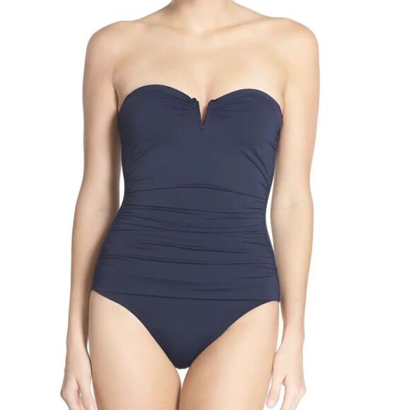 New. Tommy Bahama navy v-neck one piece. Size 4. Retails $139 - Picture 7 of 10